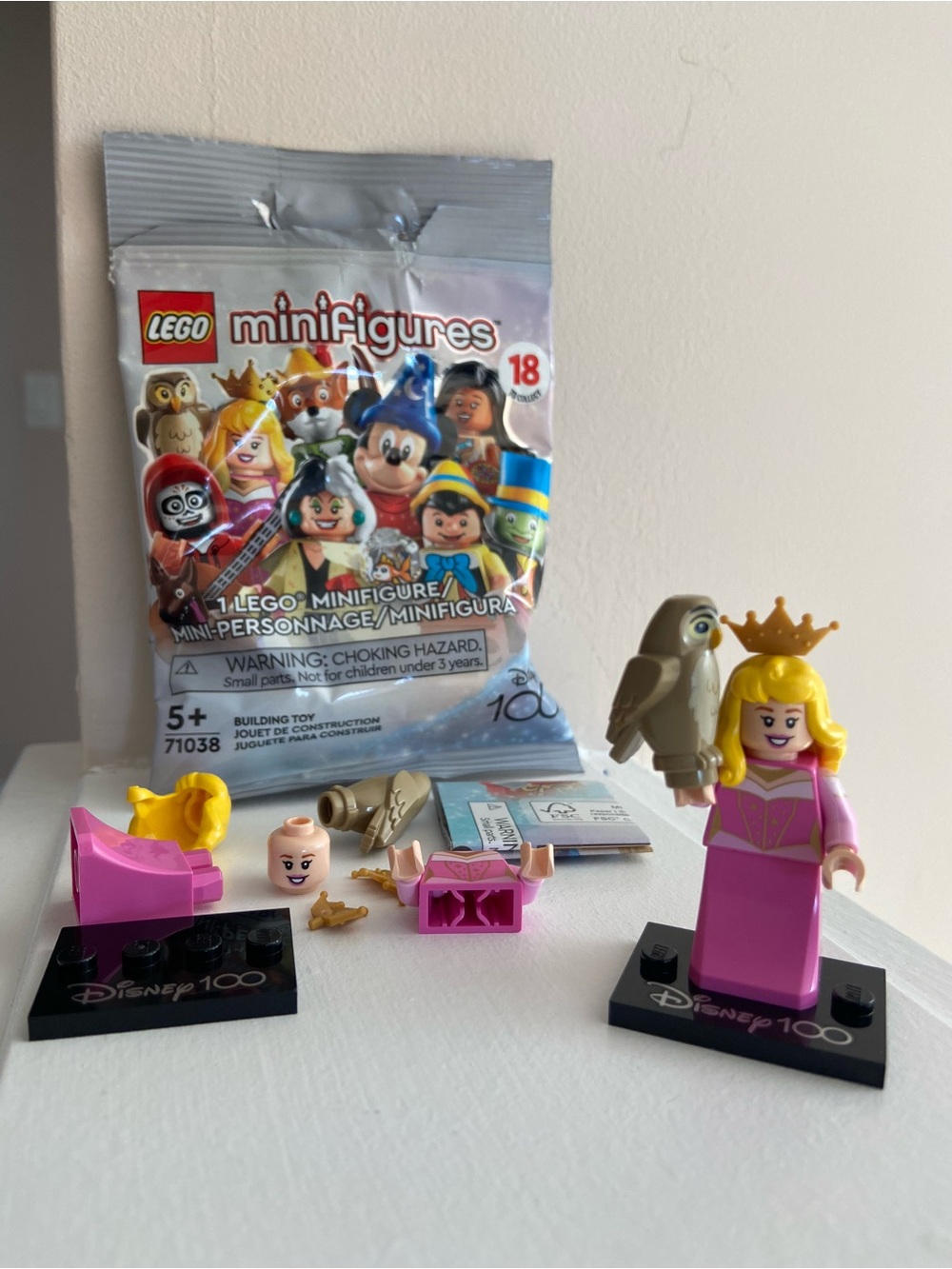 LEGO Disney Princess Minifigure with Owl Accessory - Pink
